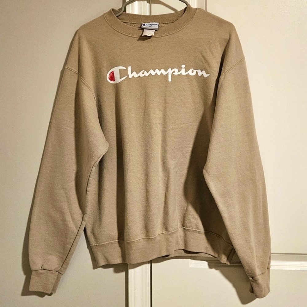 Champion Pull Over Tan Size Medium
